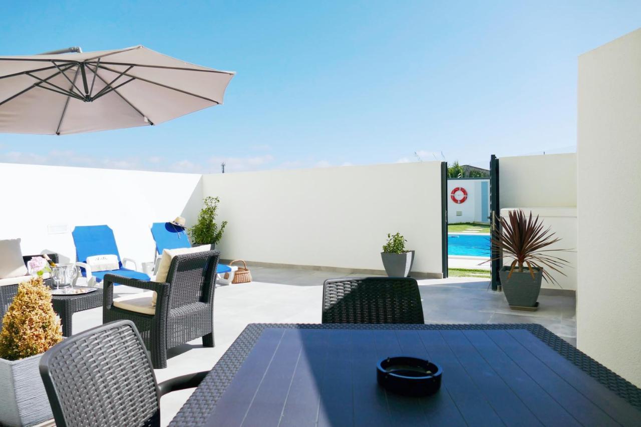 Baleal Poolfront Apartment Exterior photo